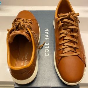 Cole Haan Grandpro Woodbury hand stain 10.5 U.S